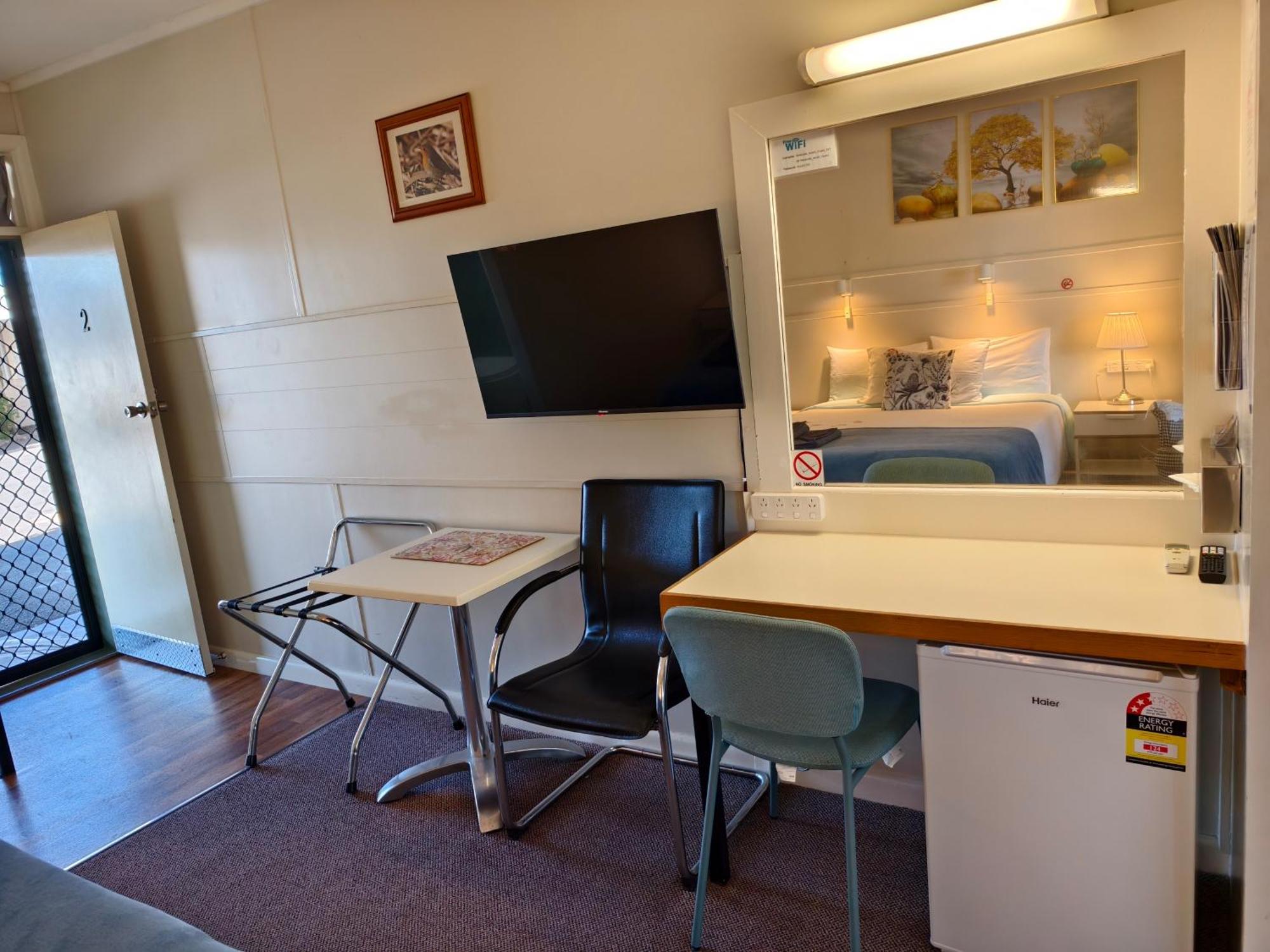 Donald Riverside Motel Eksteriør bilde