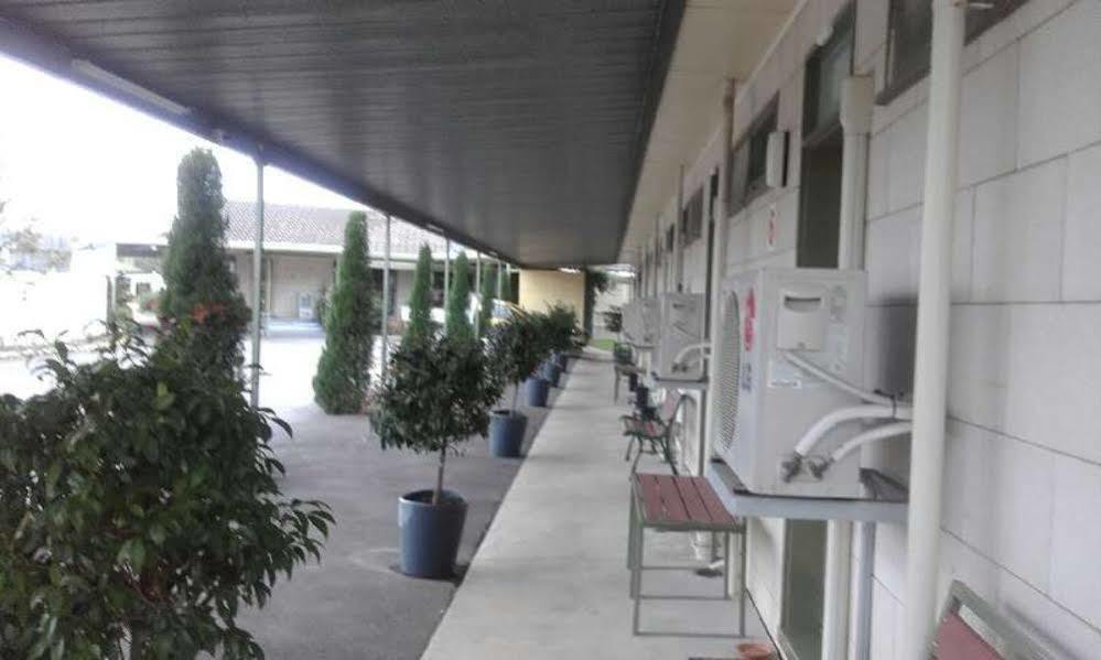 Donald Riverside Motel Eksteriør bilde