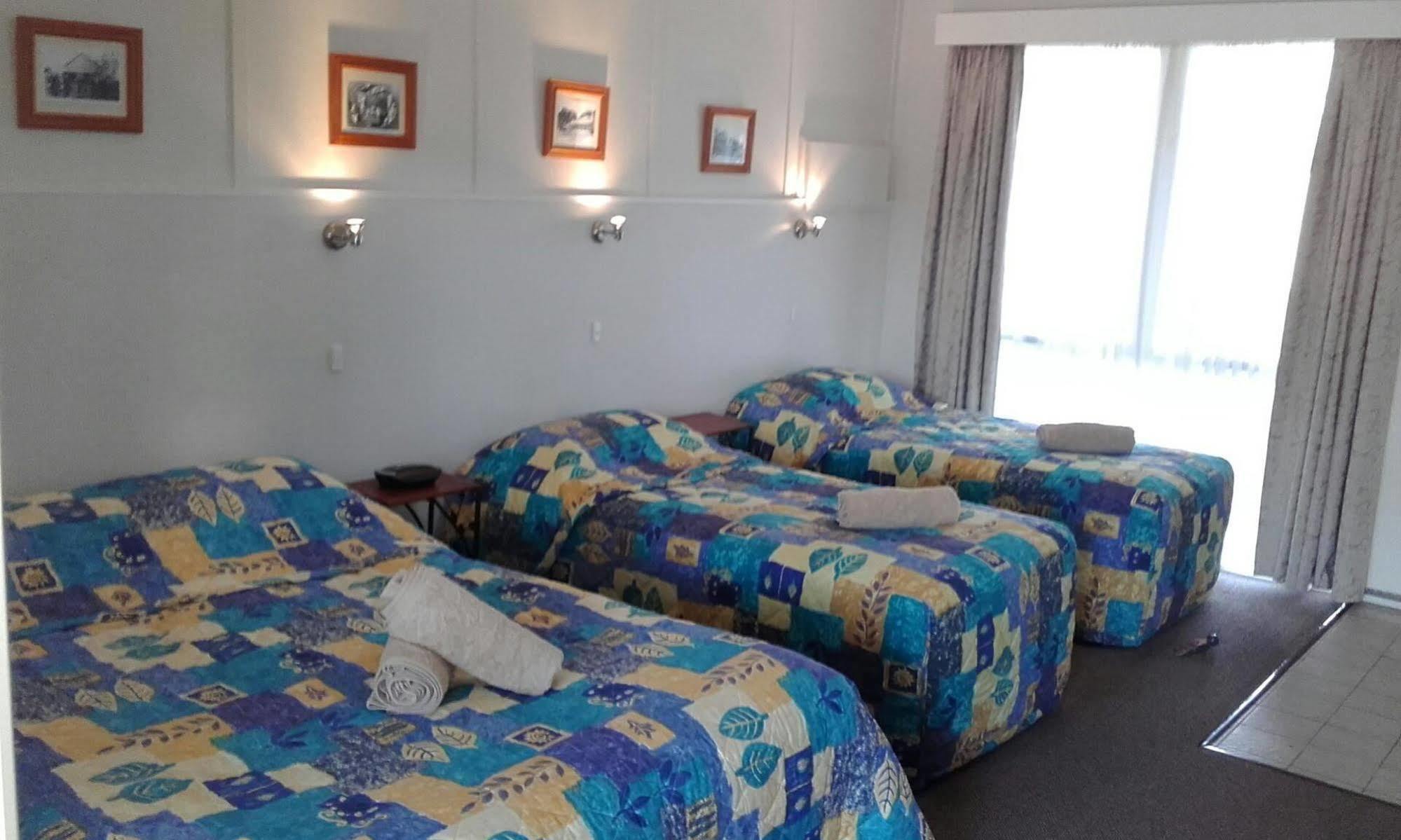 Donald Riverside Motel Eksteriør bilde